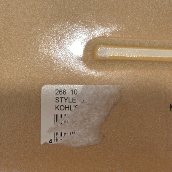 Serving Dish from Kohl’s HOME studio shoreline collection. Perfect condition. - Picture 6 of 6